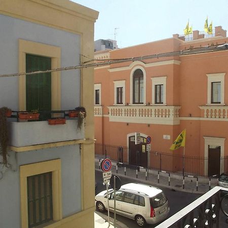 Appartamento A due passi dal centro - Bari Policlinico Esterno foto