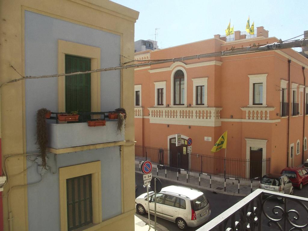 Appartamento A due passi dal centro - Bari Policlinico Esterno foto